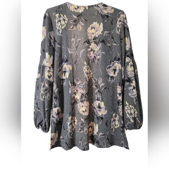 Maurices Kimono - Picture 2 of 3